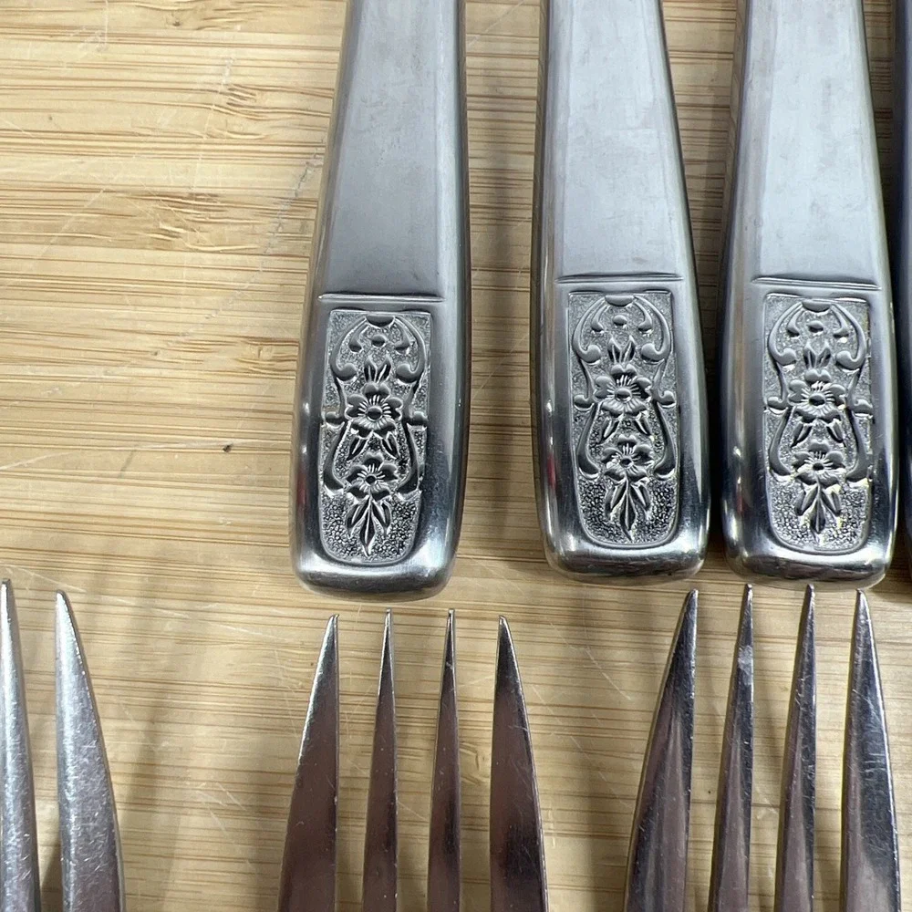 22-piece flatware lot in the Finale pattern by‎ Japan N.S. Co. Stainless Steel
